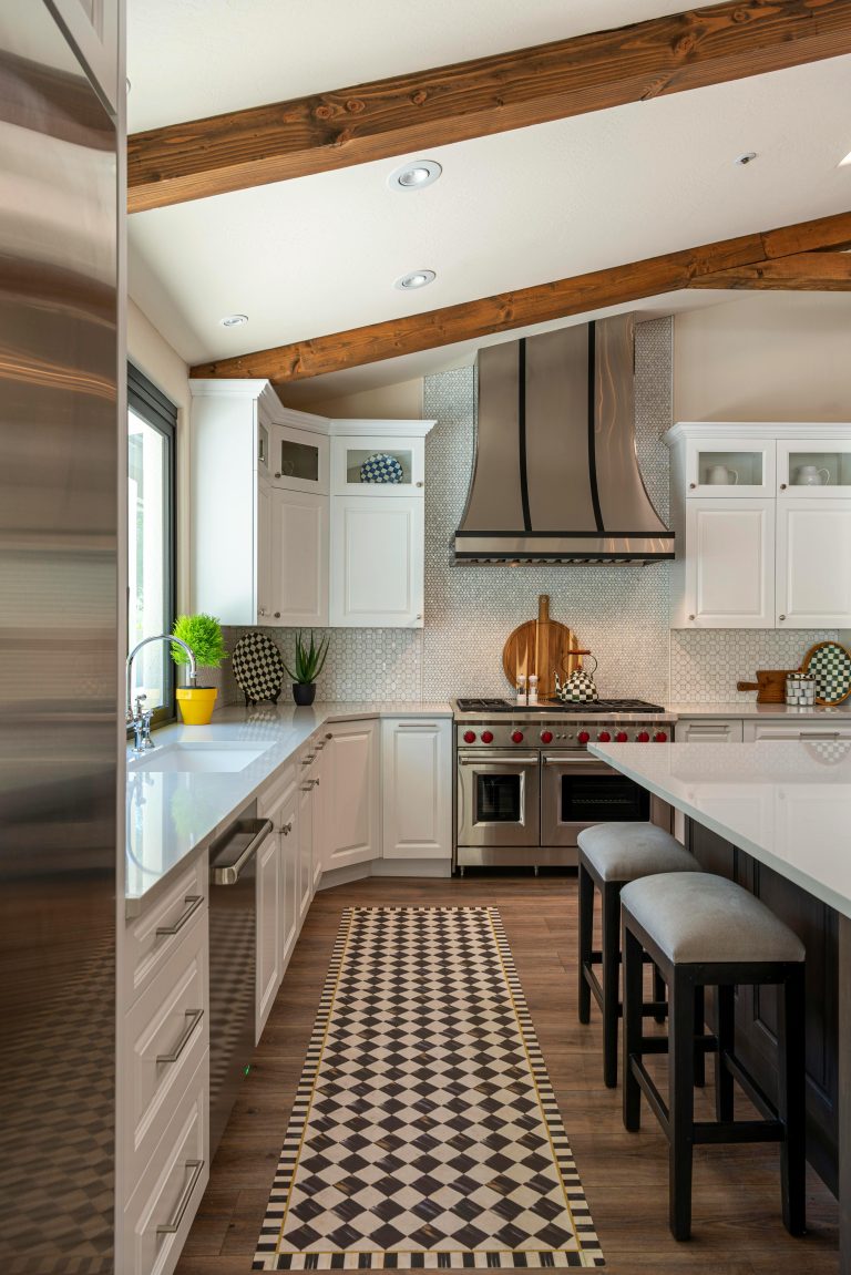 Modern farmhouse home in Franklin Tennessee